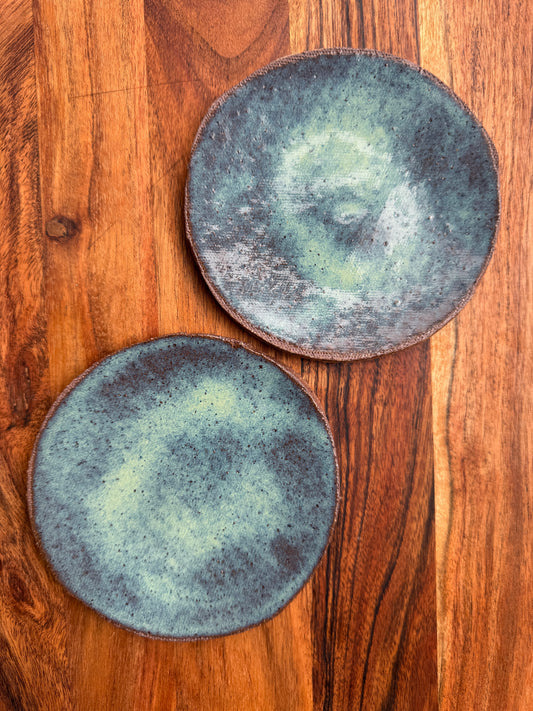Set of 2 Small Stoneware Plates (10 cm)