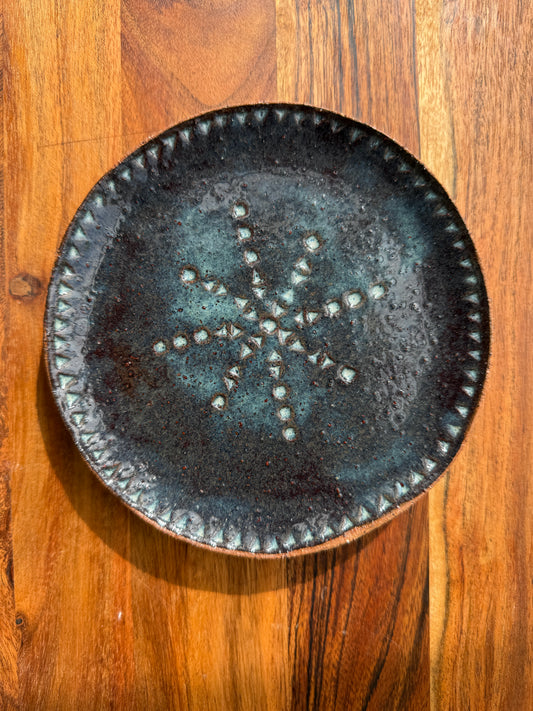Set of 2 Blue Stoneware Plates with Embossed Pattern (12 cm)